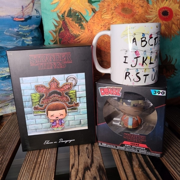 New Stranger Things Collectables Lot - Picture 2 of 4